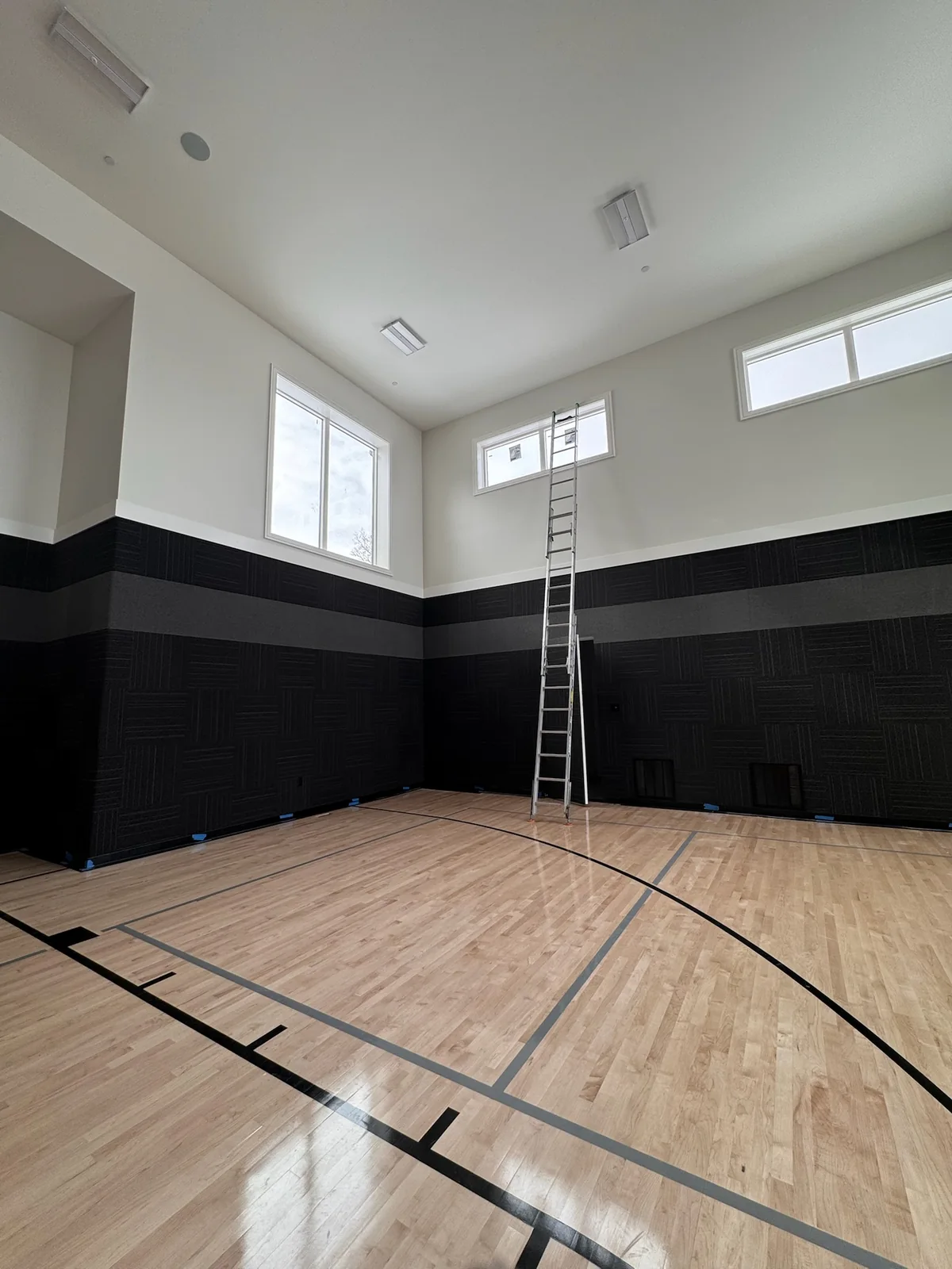 Interior high-window access in a large facility